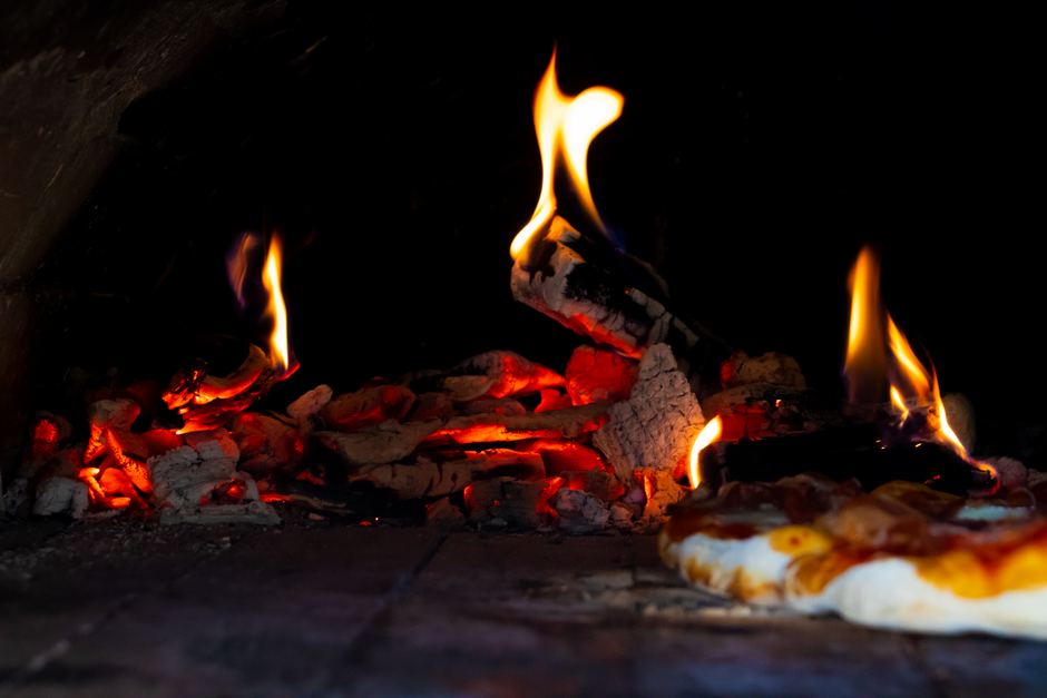 Pizza Oven Troubleshooting: Soggy Base, Burnt Top